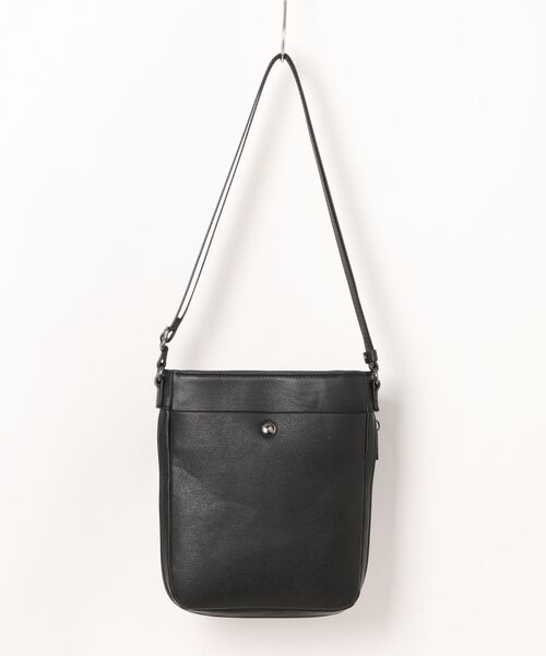 m.f.editorial(エムエフエディトリアル)の「m.f.エディトリアル メンズ 縦型 ミニショルダーバッグ(ショルダーバッグ・メンズ・グレー系その他2/ブラック・FREE)」の4枚目の写真