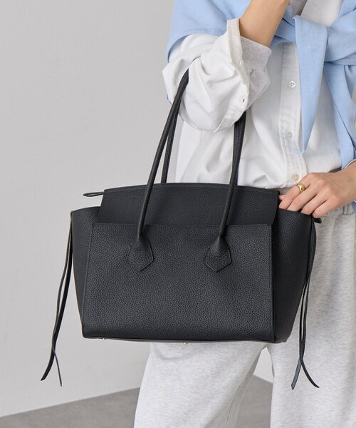 RIVE DROITE（リヴドロワ）の「予約【実用性抜群】フラップポケットトートバッグ（トートバッグ・レディース・ブラウン/ブラック・FREE）」の3枚目の写真