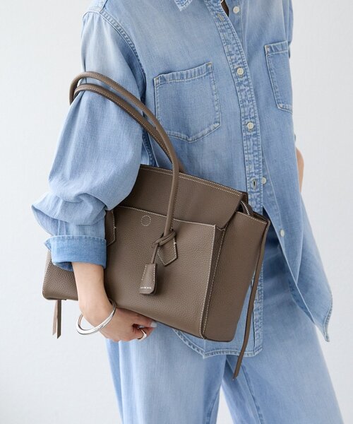 RIVE DROITE（リヴドロワ）の「予約【実用性抜群】フラップポケットトートバッグ（トートバッグ・レディース・ブラウン/ブラック・FREE）」の8枚目の写真