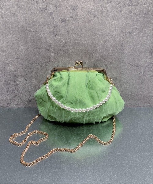 Maison Calme(メゾンカルム)の「【2WAY】ふんわりチュールパールハンドルがま口ショルダーバック オケージョン パーティー(ショルダーバッグ・レディース・ブラック/ホワイト/グリーン・F)」の19枚目の写真