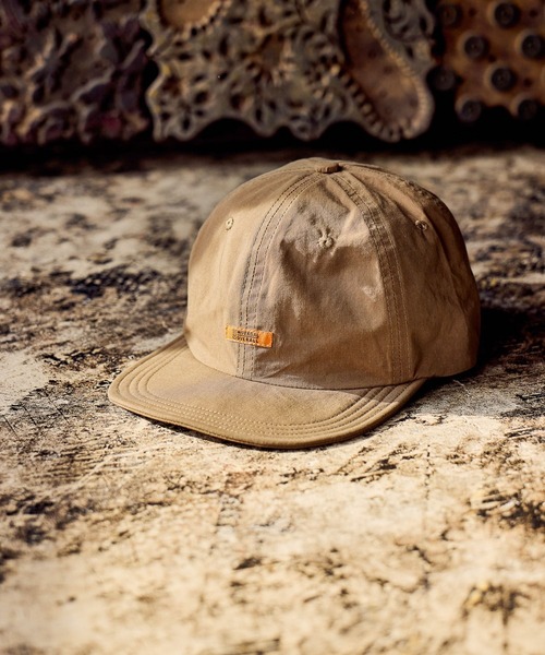 UNIVERSAL OVERALL(ユニバーサルオーバーオール)の「【UNIVERSAL OVERALL】別注コットンナイロンショートブリムキャップ(キャップ・メンズ・ブラウン/カーキ/ブラック・FREE)」の1枚目の写真