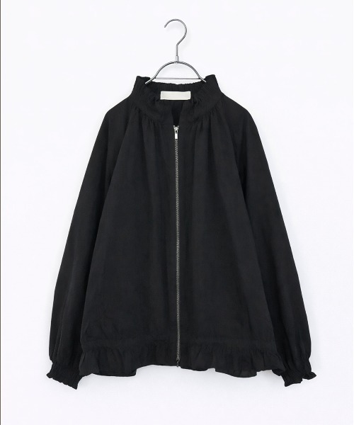 Marilyn Moon(マリリンムーン)の「pleats sheer dolman blouson(ブルゾン・レディース・ホワイト/ベージュ/ミント/ブラック・FREE)」の3枚目の写真
