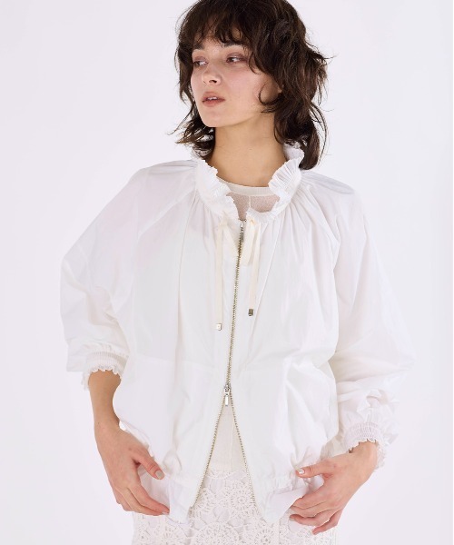 Marilyn Moon(マリリンムーン)の「pleats sheer dolman blouson(ブルゾン・レディース・ホワイト/ベージュ/ミント/ブラック・FREE)」の8枚目の写真