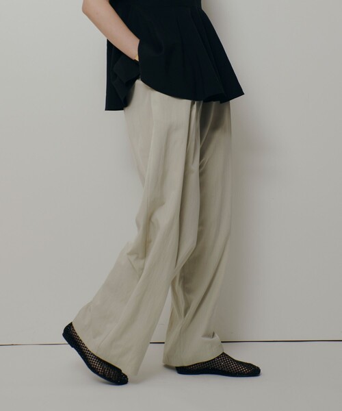 allureville（アルアバイル）の「【ATELIER Line】ドローコードイージーパンツ（その他パンツ・レディース・ブラック/ベージュ・1/2）」の12枚目の写真