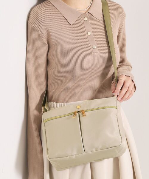 ITS'DEMO（イッツデモ）の「【収納アドバイザー監修】ミニショルダー（ショルダーバッグ・レディース・ダークグレー/パープル/ライトベージュ/ブラック・00）」の3枚目の写真