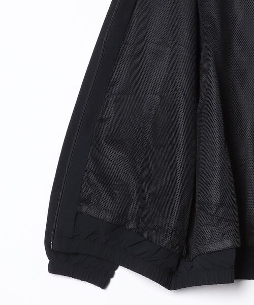 JOKER(ジョーカー)の「JOKER ナイロントレーニングジャケット ゴルフ(ナイロンジャケット・メンズ・ブラック/カーキ/グレー・XL/L)」の5枚目の写真