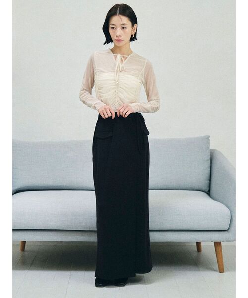 LAGUNAMOON（ラグナムーン）の「デザインポケットラップカットスカート（スカート・レディース・ブラック/アイボリー/ベージュ・MEDIUM/SMALL）」の8枚目の写真