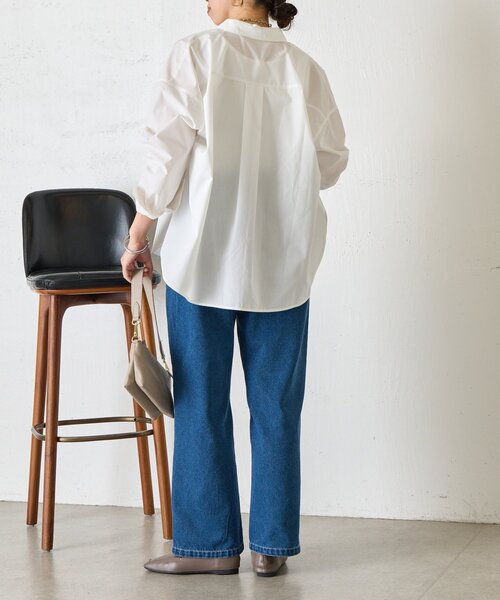 Jena espace merveilleux（ジェナ　エスパスメルヴェイユ）の「【ZOZOTOWN限定】フロントタックシャツ（シャツ/ブラウス・レディース・オフホワイト/ベージュ/ブルー・FREE）」の10枚目の写真