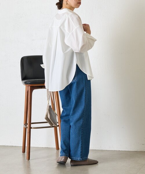 Jena espace merveilleux（ジェナ　エスパスメルヴェイユ）の「【ZOZOTOWN限定】フロントタックシャツ（シャツ/ブラウス・レディース・オフホワイト/ベージュ/ブルー・FREE）」の11枚目の写真