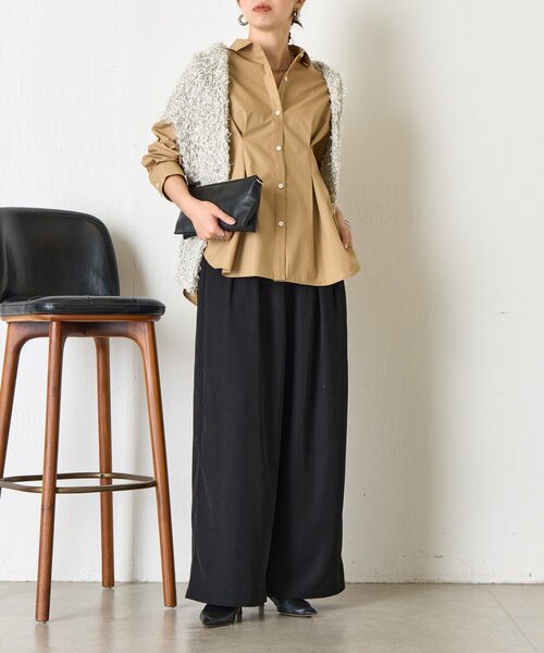 Jena espace merveilleux（ジェナ　エスパスメルヴェイユ）の「【ZOZOTOWN限定】フロントタックシャツ（シャツ/ブラウス・レディース・オフホワイト/ベージュ/ブルー・FREE）」の18枚目の写真