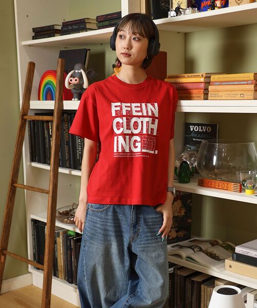 FFEIN（フェイン）の「【FFEIN（フェイン）】線画グラフィックロゴショート丈Tシャツ / Tシャツ クルーネック 半袖 プリント 【短丈】（Tシャツ/カットソー・メンズ・レモンイエロー/ネイビー/レッド・LARGE/MEDIUM/SMALL）」の6枚目の写真