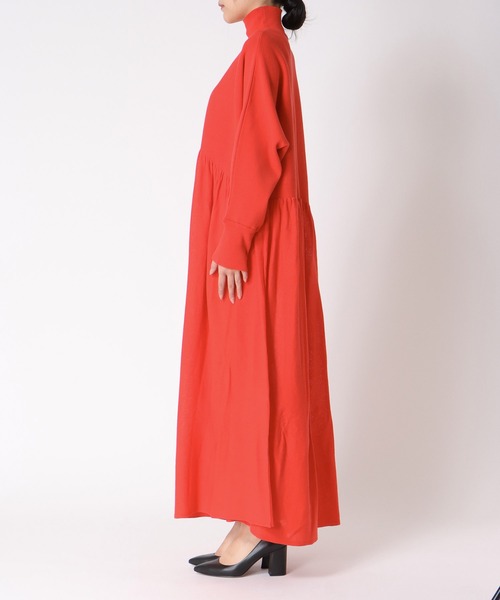 Three Four Time（ｽﾘｰﾌｫｰﾀｲﾑ）の「ギャザーニットワンピース（ワンピース・レディース・オレンジ/ブラック・FREE）」の7枚目の写真