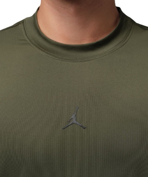 JORDAN BRAND（ジョーダンブランド）の「ジョーダン  ジョーダン DF SPT ESS S/S トップ（Tシャツ/カットソー・メンズ・カーキ・SS/S/M/L/XL/2XL/3XL）」の5枚目の写真