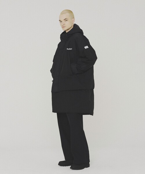 WILD THINGS（ワイルドシングス）の「【elephant TRIBAL fabrics × WILD THINGS for ADAM ET ROPE'】EX DETACHABLE MONSTER PARKA（ダウンジャケット/コート・メンズ・カーキ/ブラック・L/M）」の2枚目の写真