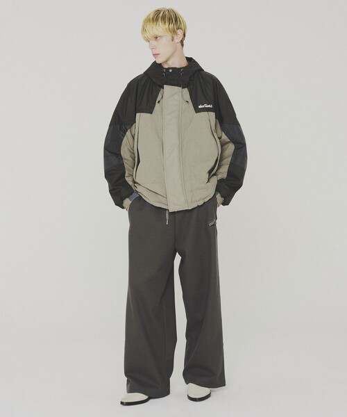 WILD THINGS（ワイルドシングス）の「【elephant TRIBAL fabrics × WILD THINGS for ADAM ET ROPE'】EX DETACHABLE MONSTER PARKA（ダウンジャケット/コート・メンズ・カーキ/ブラック・L/M）」の5枚目の写真