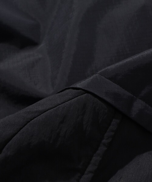 WILD THINGS（ワイルドシングス）の「【elephant TRIBAL fabrics × WILD THINGS for ADAM ET ROPE'】EX DETACHABLE MONSTER PARKA（ダウンジャケット/コート・メンズ・カーキ/ブラック・L/M）」の14枚目の写真