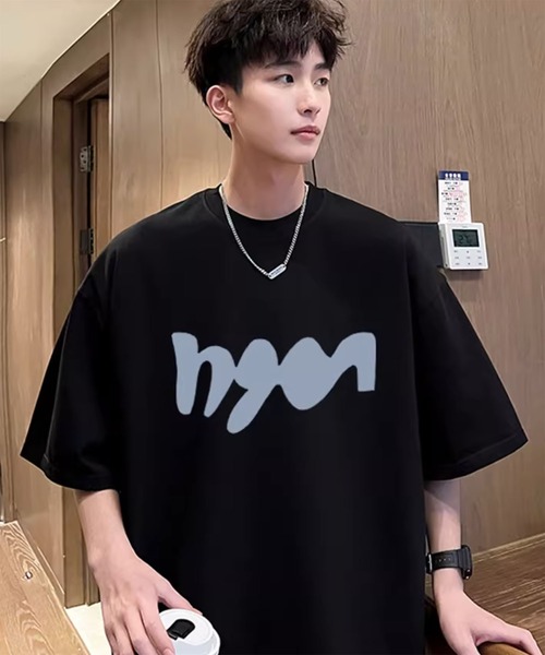 WESTBOY(ウエストボーイ)の「ロゴプリント グラフィック 半袖Tシャツ WO26S4TP16(Tシャツ/カットソー・メンズ・ブラック/ホワイト・XL/M/L)」の1枚目の写真
