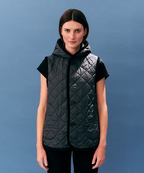 LAVENHAM(ラベンハム)の「Lightweight Barton Womens / ライトウェイト バートン ウィメンズ(ベスト・レディース・ネイビー/ダークブラック/ブラック・16/12/10/8/6/14)」の4枚目の写真