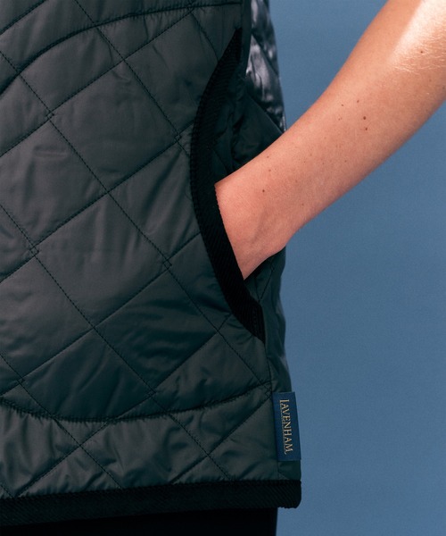LAVENHAM(ラベンハム)の「Lightweight Barton Womens / ライトウェイト バートン ウィメンズ(ベスト・レディース・ネイビー/ダークブラック/ブラック・16/12/10/8/6/14)」の6枚目の写真