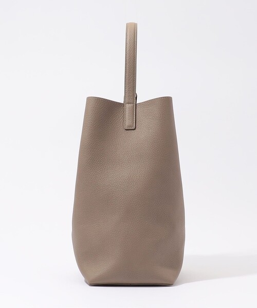 TOMORROWLAND （トゥモローランド）の「Atelier TOMORROWLAND TETRA バッグ（バックパック/リュック・レディース・アッシュブラウン/ブラック・FREE）」の6枚目の写真