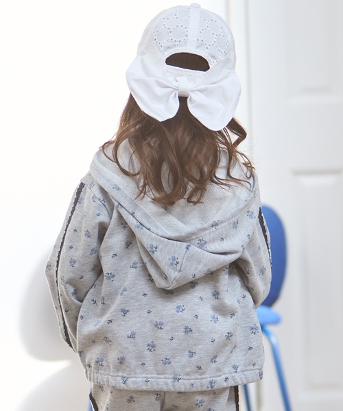petit main(プティマイン)の「【リンク/防花粉】花柄ジップパーカー(パーカー・キッズ・アイボリー/トップグレー・80cm/130cm/120cm/100cm/110cm/90cm)」の4枚目の写真