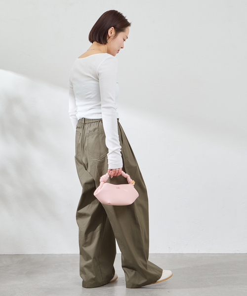 U by SPICK&SPAN(ユーバイスピックアンドスパン)の「GANNI / ガニー Bou Mini Granined(ショルダーバッグ・レディース・ピンク・FREE)」の7枚目の写真