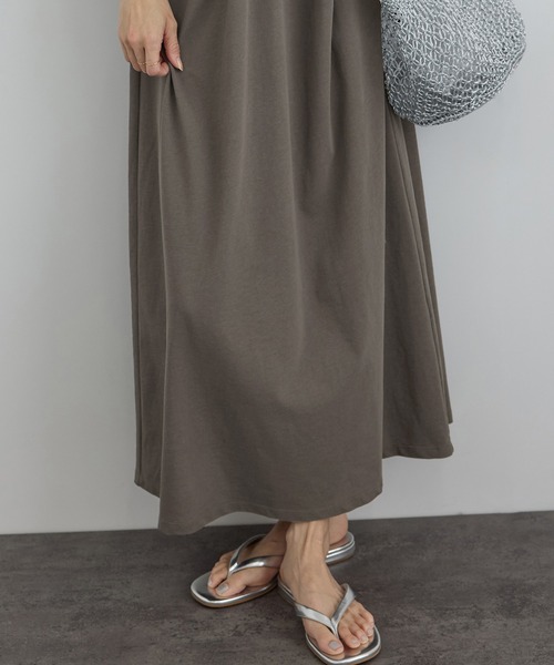 SALON adam et rope'（サロン アダム エ ロペ）の「【WEB限定】ドライコットンツイストディテールワンピース（ワンピース・レディース・ブラウン/ブラック・FREE）」の12枚目の写真