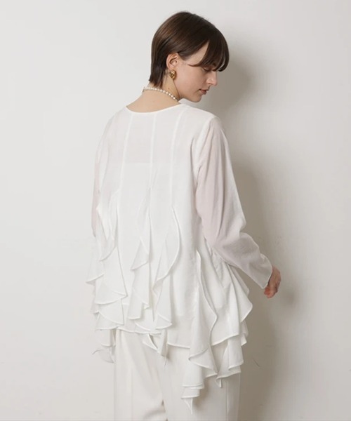 CADUNE（カデュネ）の「フリルチュニック（シャツ/ブラウス・レディース・ブラック/ホワイト・38/36）」の3枚目の写真