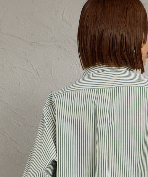 GYMPHLEX（ジムフレックス）の「[GYMPHLEX/ジムフレックス] ショート丈 ボタンダウン タイプライター マルチストライプシャツ（シャツ/ブラウス・レディース・グリーン・12）」の11枚目の写真