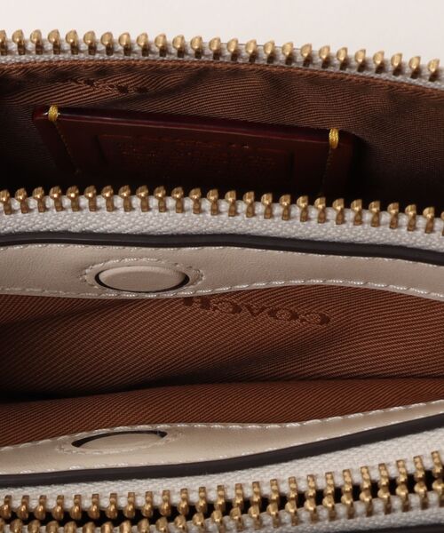 COACH(コーチ)の「オードリー クロスボディ バッグ(ショルダーバッグ・レディース・ホワイト系その他・ONE)」の13枚目の写真