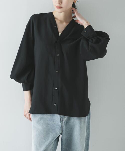 URBAN RESEARCH（アーバンリサーチ）の「ブロードカラーレスブラウス（シャツ/ブラウス・レディース・オフホワイト/ブラック/ブルー系その他・FREE）」の7枚目の写真