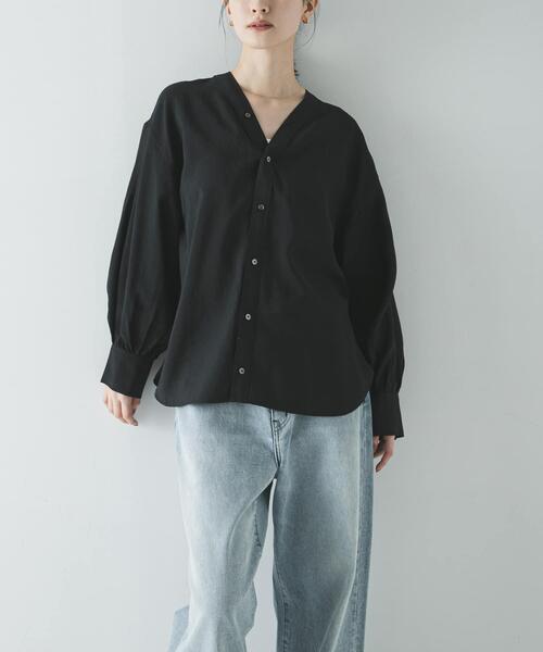 URBAN RESEARCH（アーバンリサーチ）の「ブロードカラーレスブラウス（シャツ/ブラウス・レディース・オフホワイト/ブラック/ブルー系その他・FREE）」の9枚目の写真