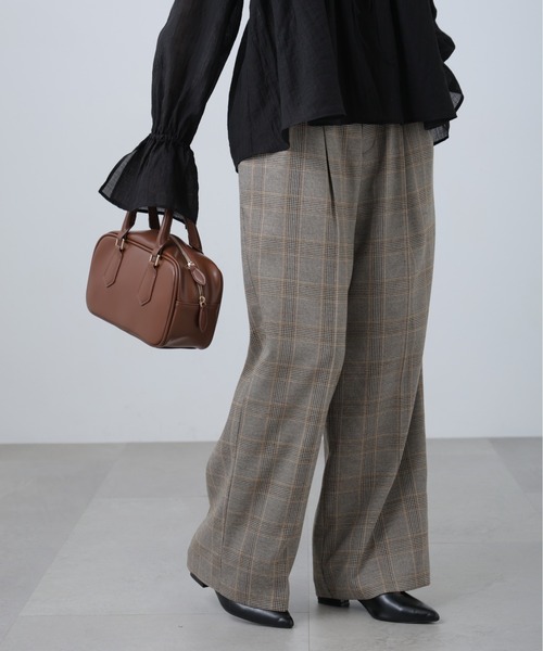 FREE'S MART（フリーズマート）の「◆麻調合繊シリーズ 麻調合繊タックワイドパンツ（その他パンツ・レディース・ネイビー/ホワイト/グレー系その他/ブラウン系その他・SMALL/MEDIUM）」の5枚目の写真