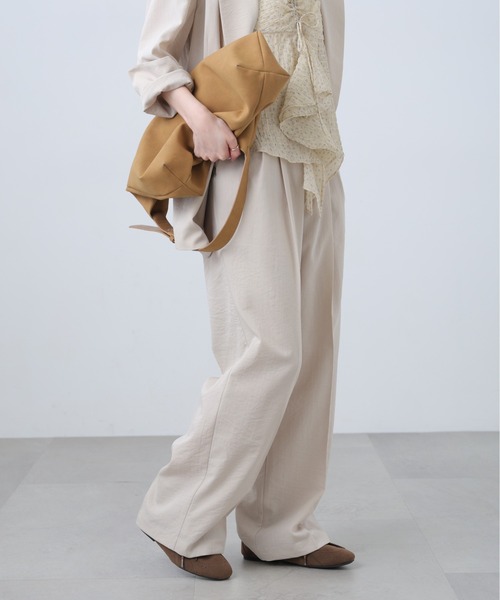 FREE'S MART（フリーズマート）の「◆麻調合繊シリーズ 麻調合繊タックワイドパンツ（その他パンツ・レディース・ネイビー/ホワイト/グレー系その他/ブラウン系その他・SMALL/MEDIUM）」の12枚目の写真