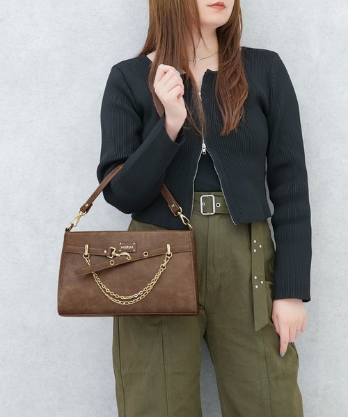 MURUA(ムルーア)の「【MURUA/ムルーア】 BELT SERIES ゴールドチェーン付きショルダーバッグ(ショルダーバッグ・レディース・ブラウン/ブラック/アイボリー・FREE)」の3枚目の写真
