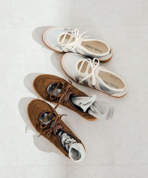 fredy emue（フレディエミュ）の「メリージェーンスニーカー（スニーカー・レディース・ブラウン/シルバー・L/M/S）」の6枚目の写真