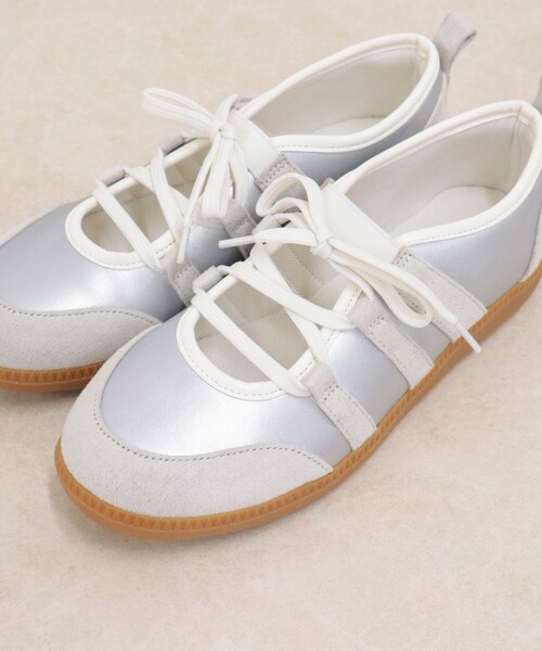 fredy emue（フレディエミュ）の「メリージェーンスニーカー（スニーカー・レディース・ブラウン/シルバー・L/M/S）」の20枚目の写真