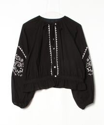 THE SHINZONE（ザ　シンゾーン）の「THE SHINZONE EMBROIDERED BLOUSE 26SMSBL09（Tシャツ/カットソー）」