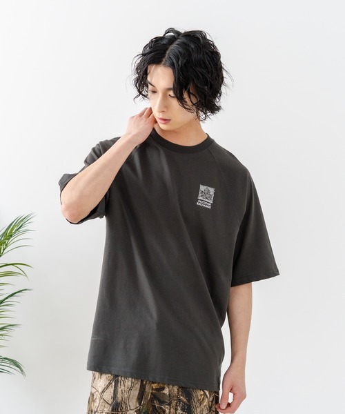 OUTDOOR EXCHANGE(アウトドアエクスチェンジ)の「【OUTDOOR EXCHANGE/アウトドアエクスチェンジ】×【ZERO STAIN/ゼロステイン】コラボ ラグランスリーブ Tシャツ 汗ジミ防止 UVカット 防汚効果 リーフ柄 ブランドロゴ ユニセックス(Tシャツ/カットソー・メンズ・オフホワイト/ホワイト/スミクロ・LARGE/MEDIUM)」の20枚目の写真