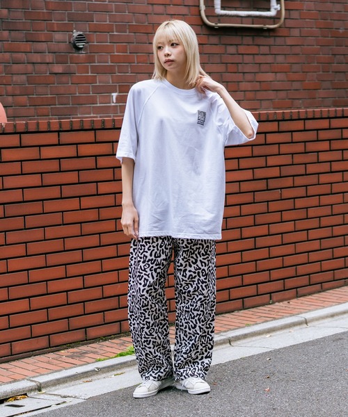 OUTDOOR EXCHANGE(アウトドアエクスチェンジ)の「【OUTDOOR EXCHANGE/アウトドアエクスチェンジ】×【ZERO STAIN/ゼロステイン】コラボ ラグランスリーブ Tシャツ 汗ジミ防止 UVカット 防汚効果 リーフ柄 ブランドロゴ ユニセックス(Tシャツ/カットソー・メンズ・オフホワイト/ホワイト/スミクロ・LARGE/MEDIUM)」の13枚目の写真