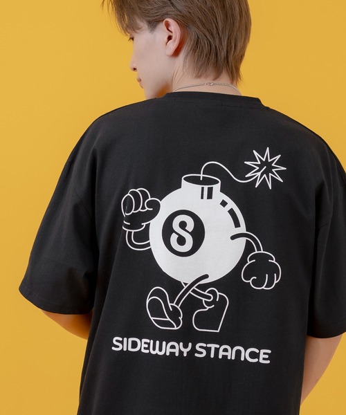 En serio TOKYO（エンソリオトーキョー）の「【SIDEWAYSTANCE】Sボム半袖Tシャツ 70461（Tシャツ/カットソー・メンズ・ブラック/ホワイト/アッシュ・MEDIUM/LARGE/SMALL/X-LARGE）」の2枚目の写真