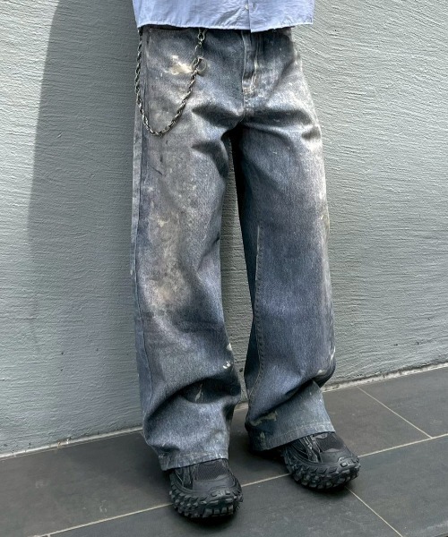 Chikashitsu +(チカシツプラス)の「【Chikashitsu +】degital print wide denim pants / 【チカシツプラス】デジタルプリントワイドデニムパンツ<着用動画あり>(デニムパンツ・メンズ・ブルー・S/M)」の1枚目の写真