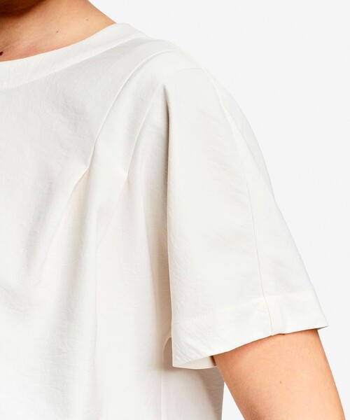 AIGLE（エーグル）の「リラックスフィット ダブルプリーツ入り半袖ブラウス（シャツ/ブラウス・レディース・ホワイト/ブラック・M/XS/XL/S/L）」の11枚目の写真