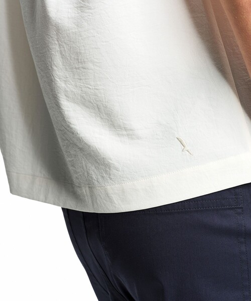 AIGLE（エーグル）の「リラックスフィット ダブルプリーツ入り半袖ブラウス（シャツ/ブラウス・レディース・ホワイト/ブラック・M/XS/XL/S/L）」の12枚目の写真