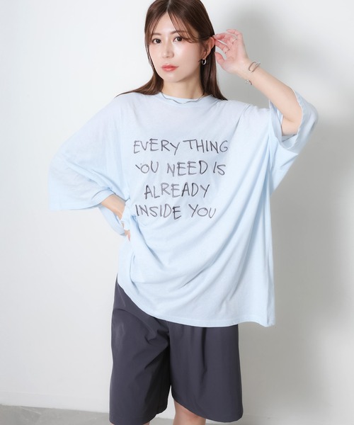 Riberry(リベリー)の「配色ロゴ刺繍シアーBIGTシャツ(Tシャツ/カットソー・レディース・ライトブルー/ブラック/グレー/オフホワイト・FREE)」の1枚目の写真