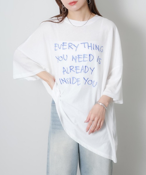 Riberry(リベリー)の「配色ロゴ刺繍シアーBIGTシャツ(Tシャツ/カットソー・レディース・ライトブルー/ブラック/グレー/オフホワイト・FREE)」の5枚目の写真