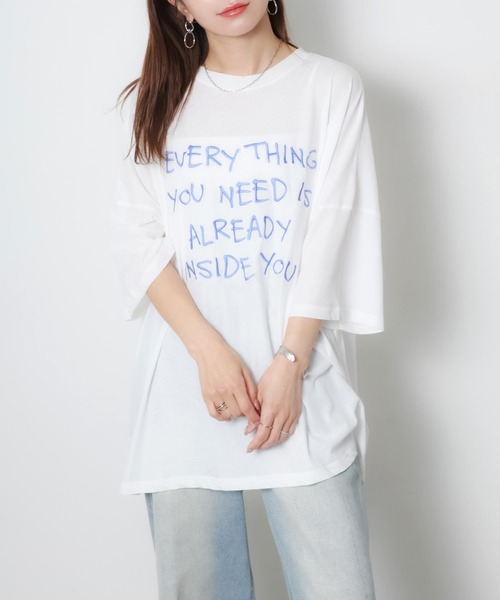 Riberry(リベリー)の「配色ロゴ刺繍シアーBIGTシャツ(Tシャツ/カットソー・レディース・ライトブルー/ブラック/グレー/オフホワイト・FREE)」の6枚目の写真