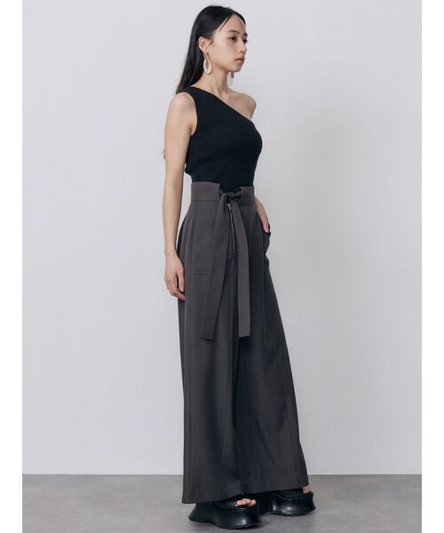 MURUA（ムルーア）の「ハイウエストデザインパンツ（その他パンツ・レディース・ブラック/アイボリー/グレー・2/1）」の6枚目の写真