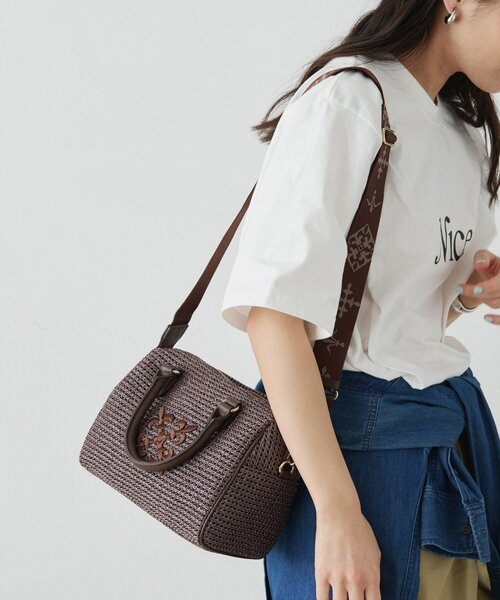 russet（ラシット）の「ナイロンラフィアミニボストンバッグ（ボストンバッグ・レディース・ブラック/ダークブラウン/アイボリー・FREE）」の3枚目の写真