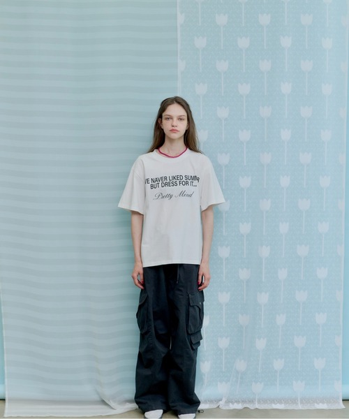 thinkto(シンクト)の「オーバーサイズグラフィックプリントT(Tシャツ/カットソー・レディース・ホワイト/ブラック・FREE)」の6枚目の写真